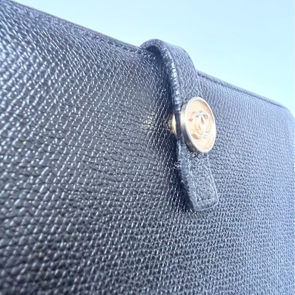 🔥CHANEL Leather Wallet - Picture 16 of 16